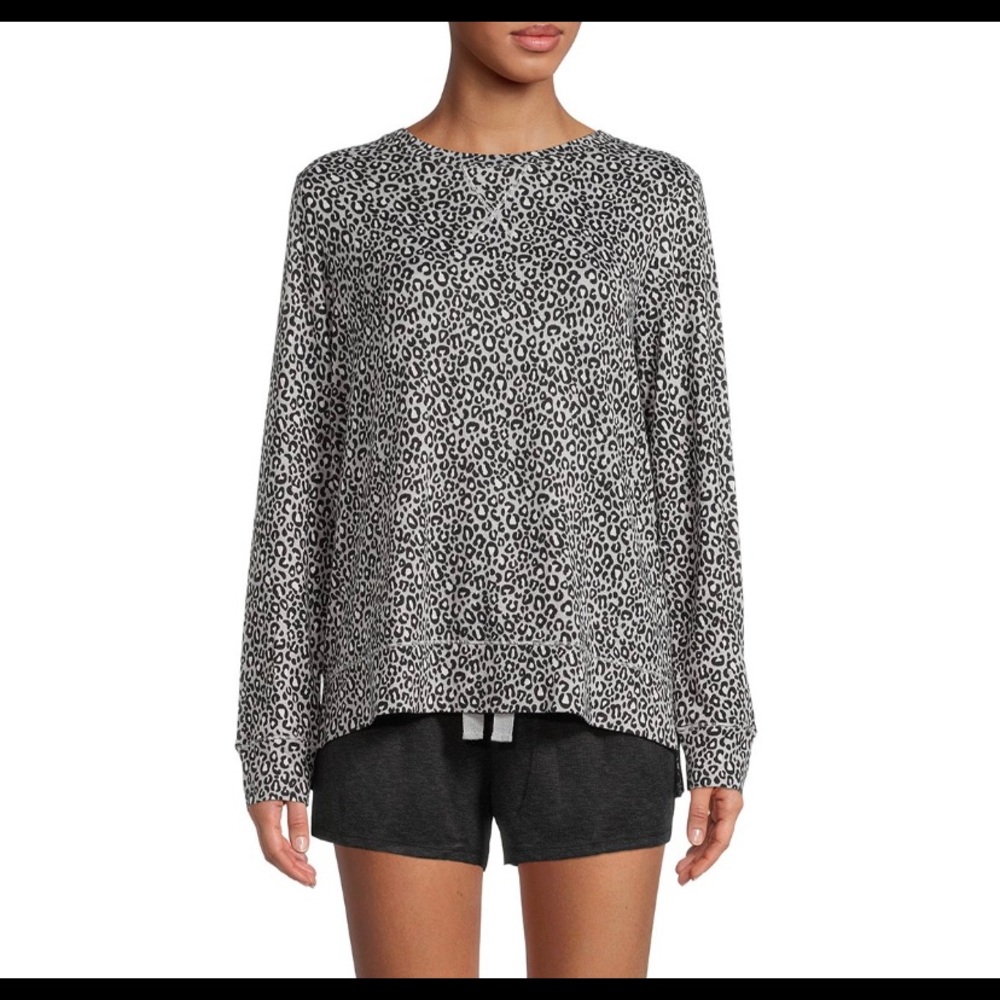 Leopard Animal Print Long Sleeve Top Size Small NEW